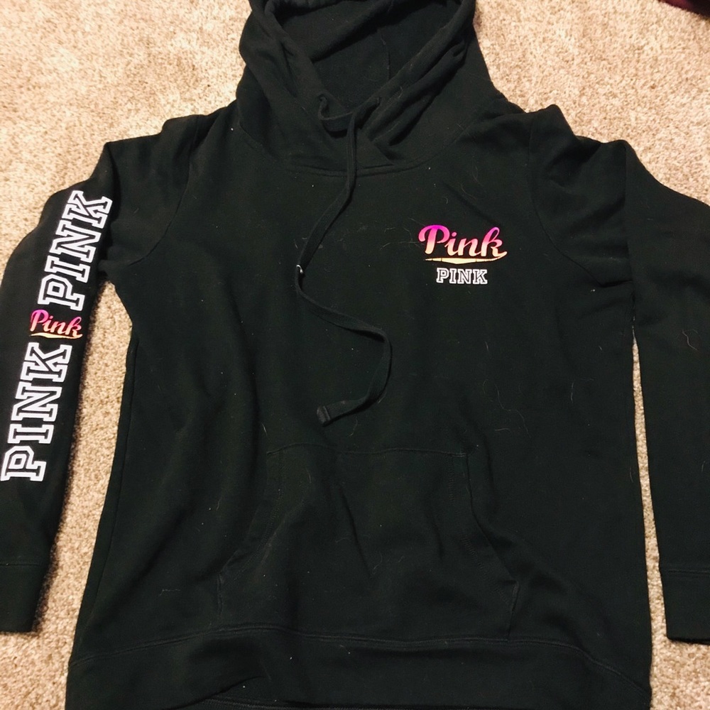 Black sweat shirt